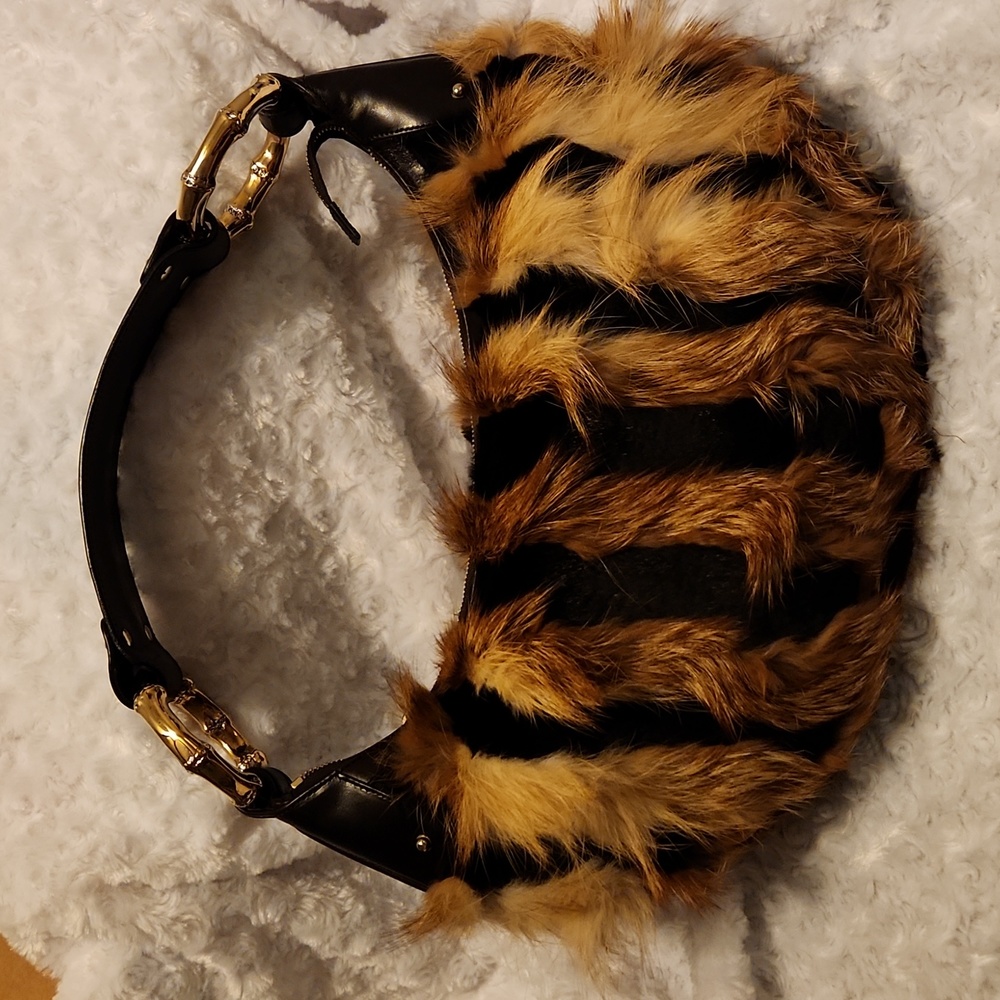 Gucci fox fur gold bamboo leather bag - Picture 2 of 11